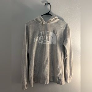Woman’s The North Face Hoodie off white